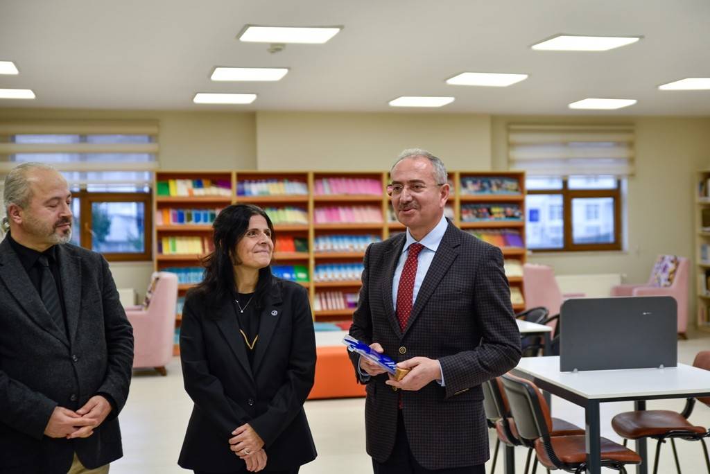 OMÜ Çarşamba İTBF’de bilgisayar laboratuvarı ve kütüphane hizmete açıldı