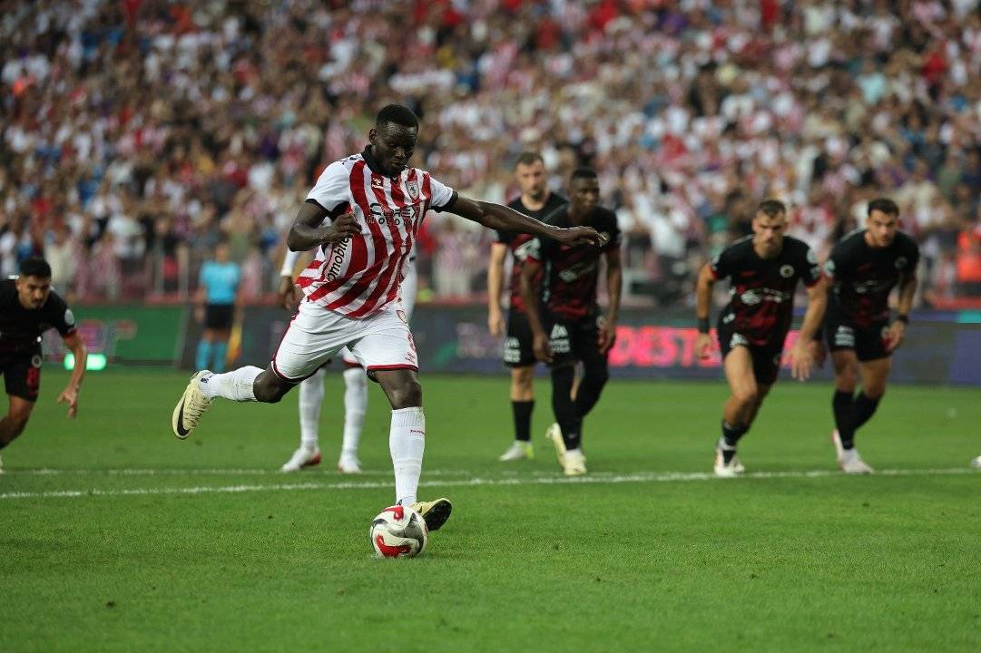 Marius Mouandilmadji Süper Lig'de 14 maçtır gol atamıyor