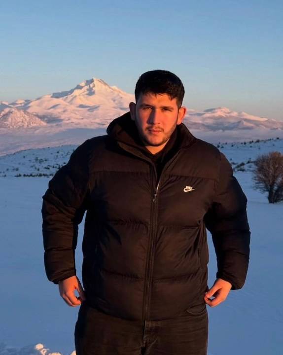 18 yaşındaki genç sürücü feci kazada ağır yaralanmıştı!  Hayatını kaybetti