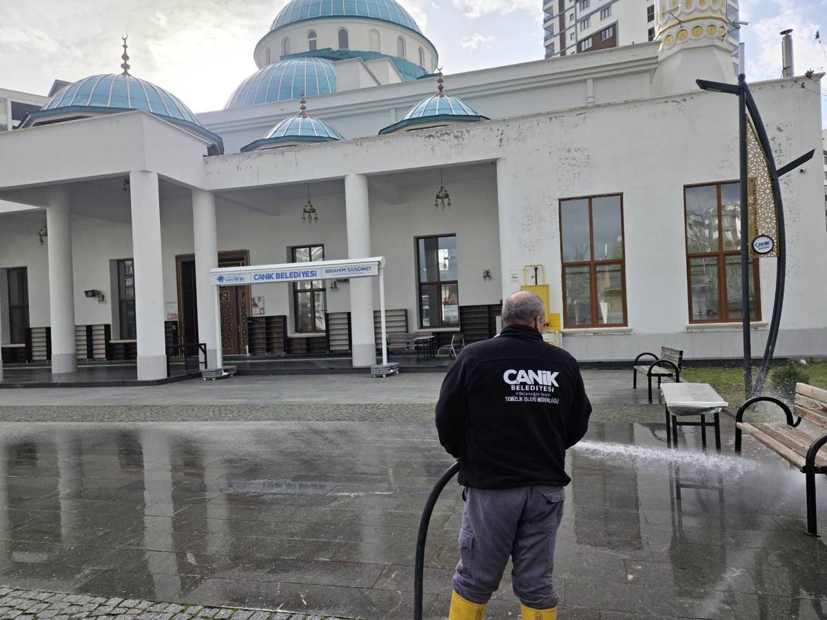 Canik'te camiler ramazana hazır