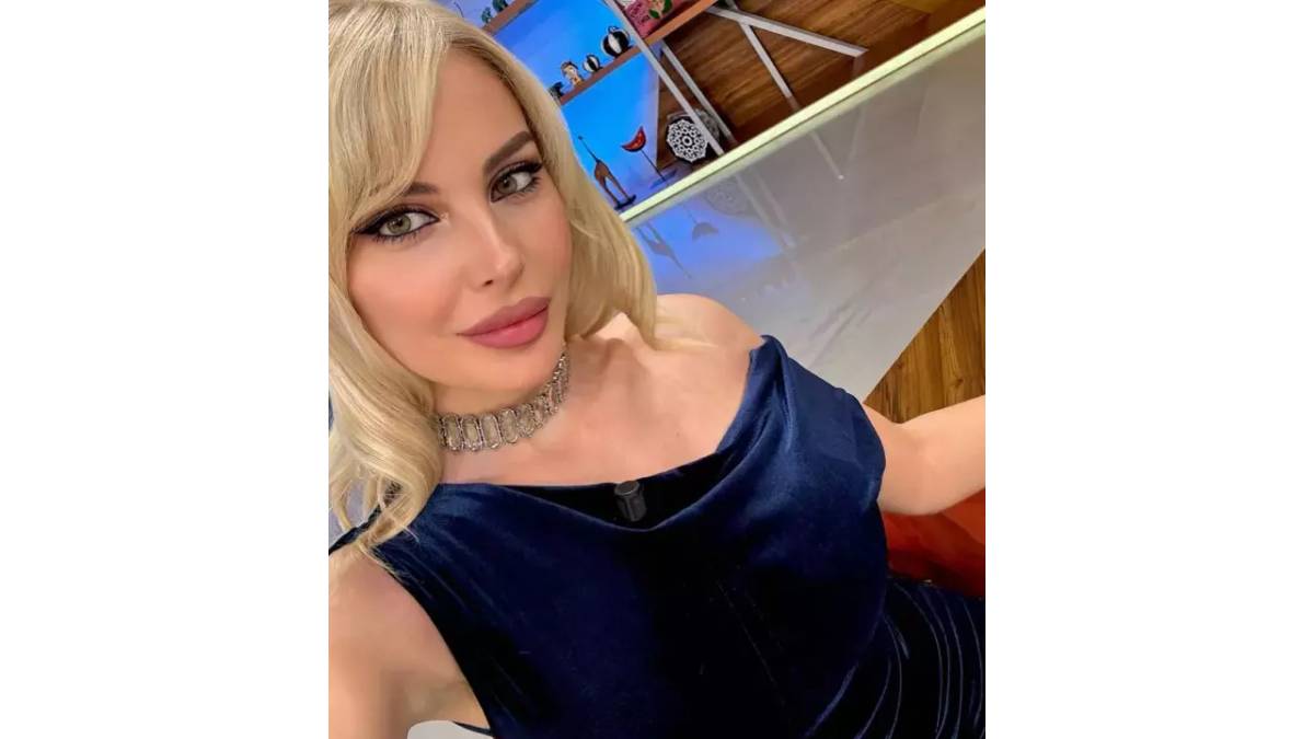 Torreira Hande Sarıoğlu'nu takibe aldı