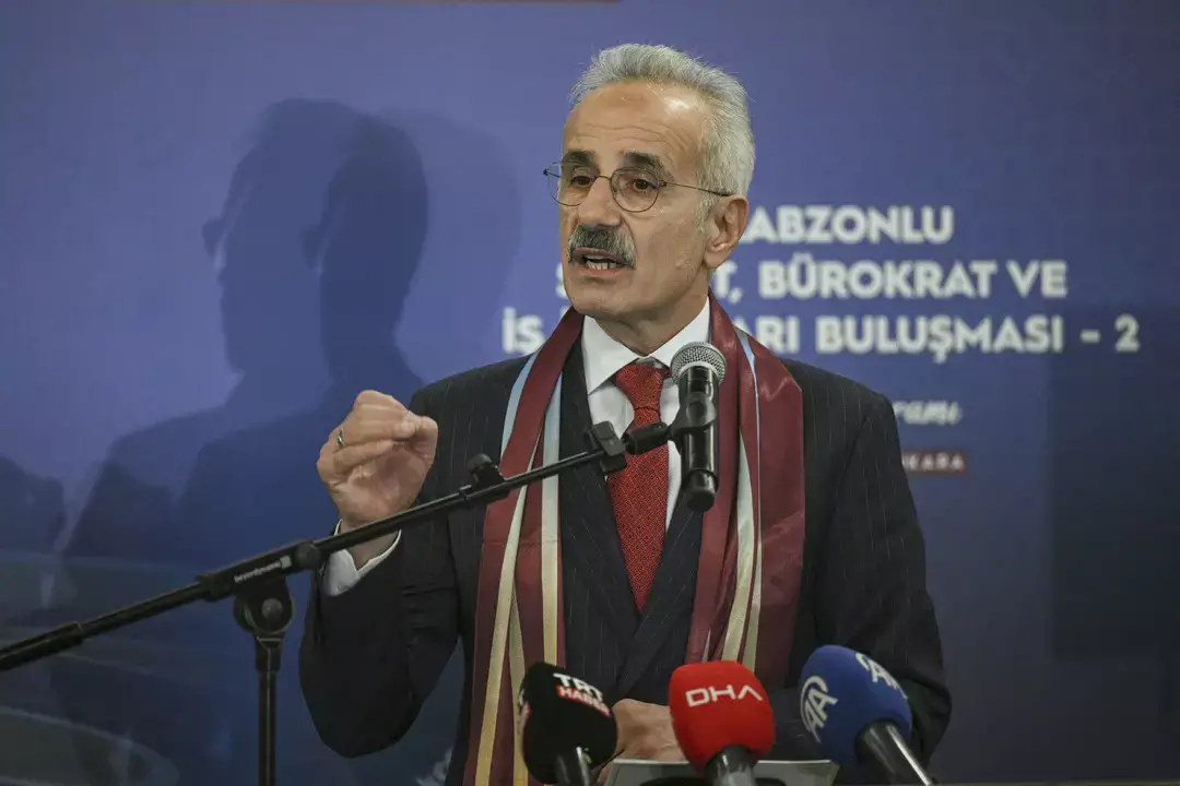 Bakan az önce açıkladı! Samsun'dan orası 2 saate düşecek