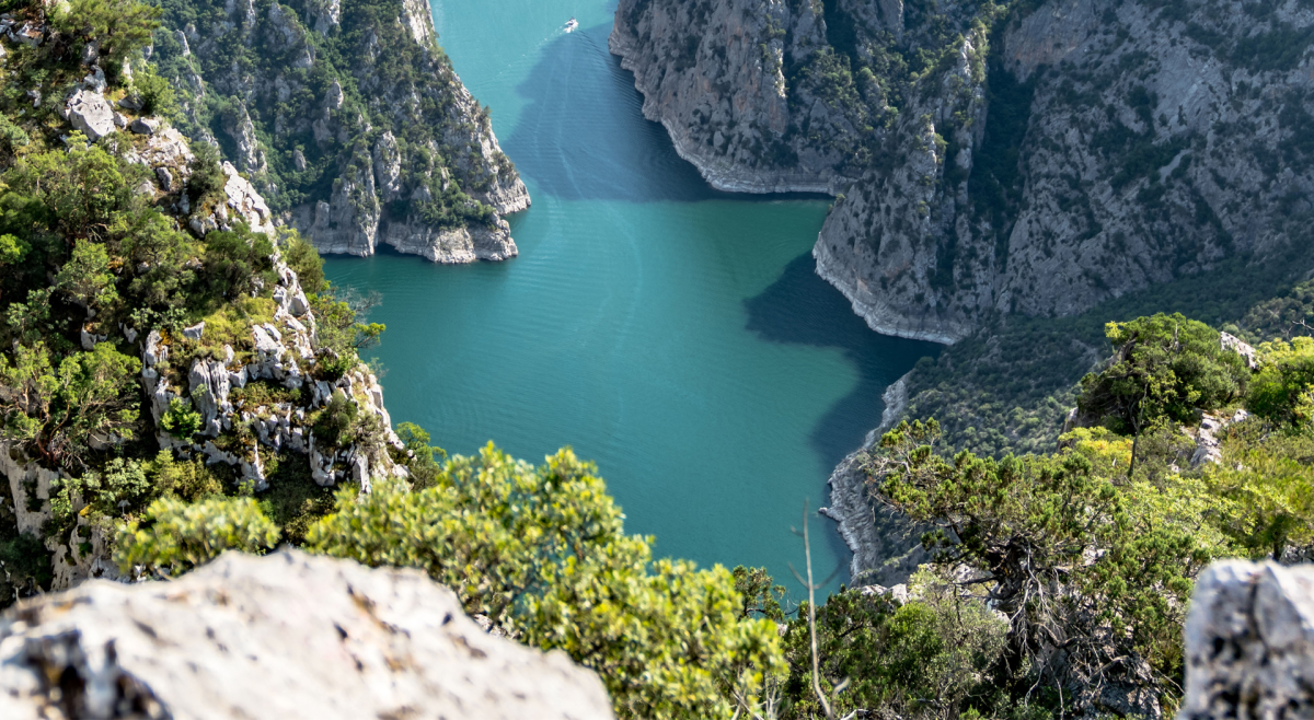 Samsun'un gizli yüzü belli oldu! İşte kimsenin bilmediği tekneyle keşfedilen saklı cennet