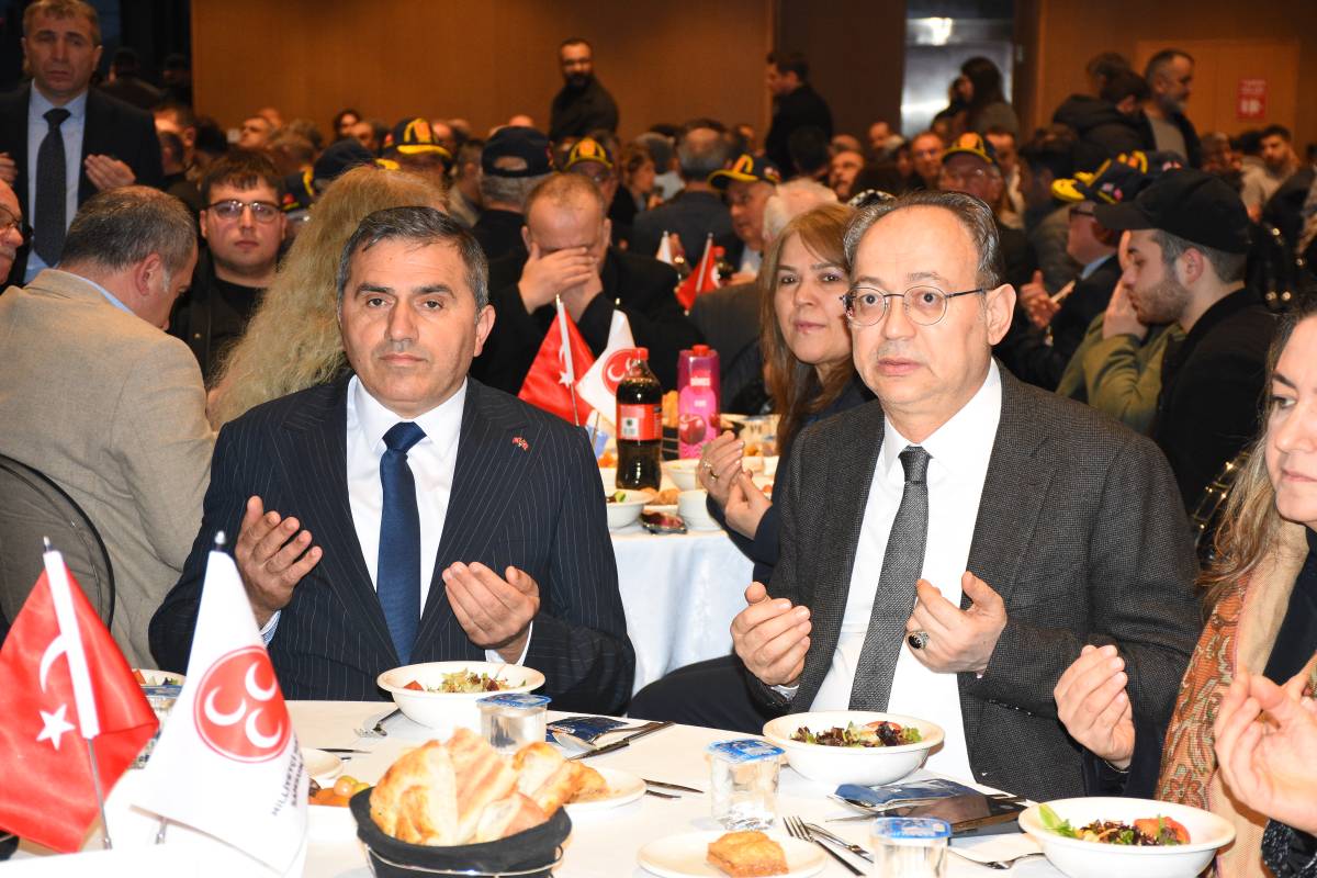 İlyas Topsakal Samsun’da iftar programına katıldı