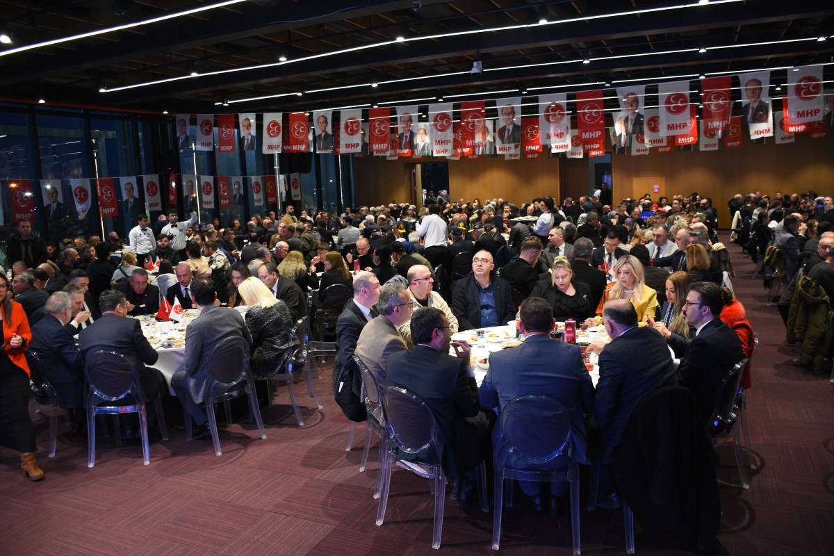 İlyas Topsakal Samsun’da iftar programına katıldı