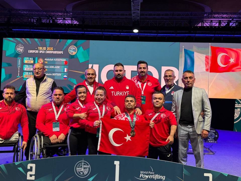 Abdullah Kayapınar kimdir?