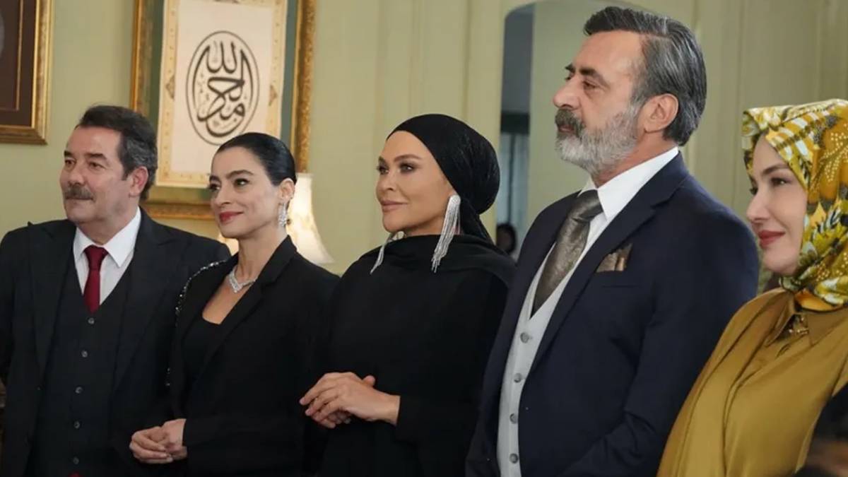 Aynı Yağmur Altında final yapıyor! Ali ve Rosa birleşiyor mu?