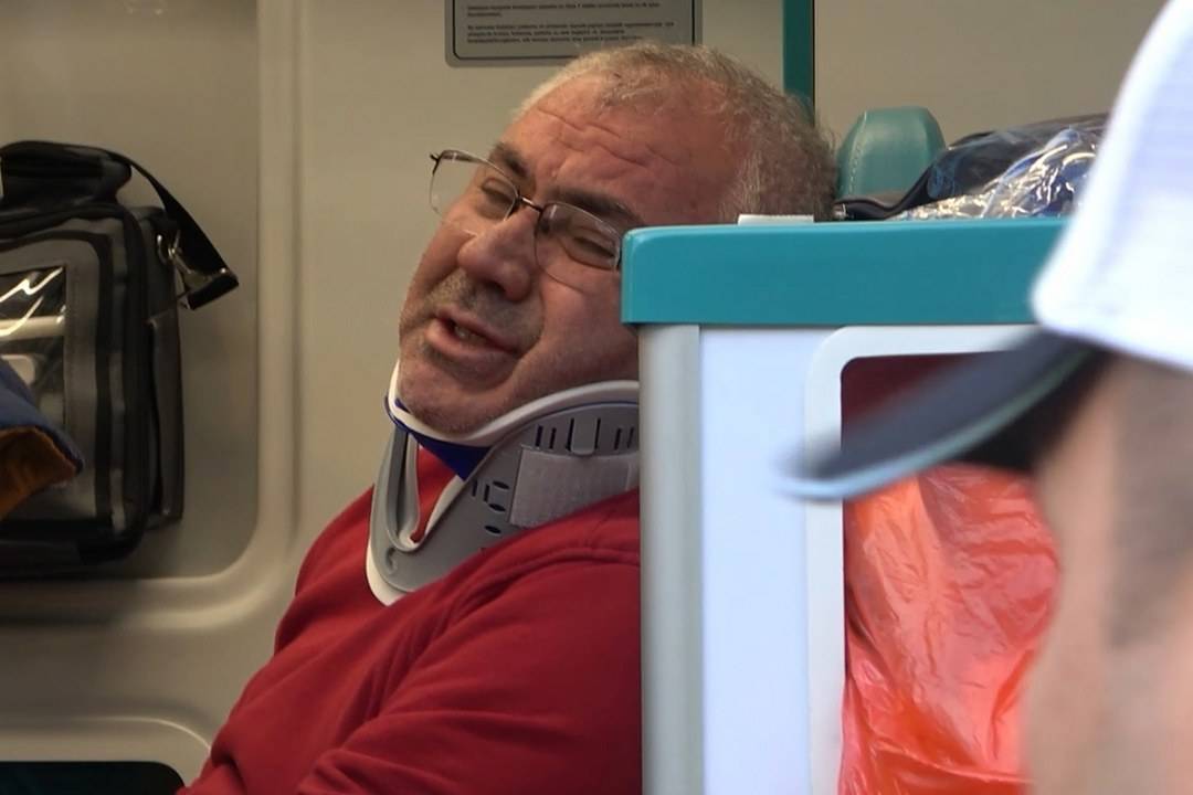 İşçi servisi kamyonla çarpıştı: 5 yaralı