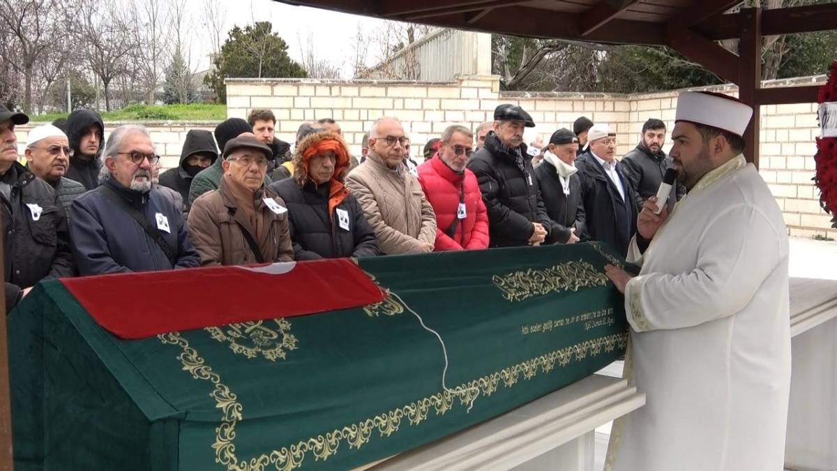 Muzaffer Ilıcak kimdir?