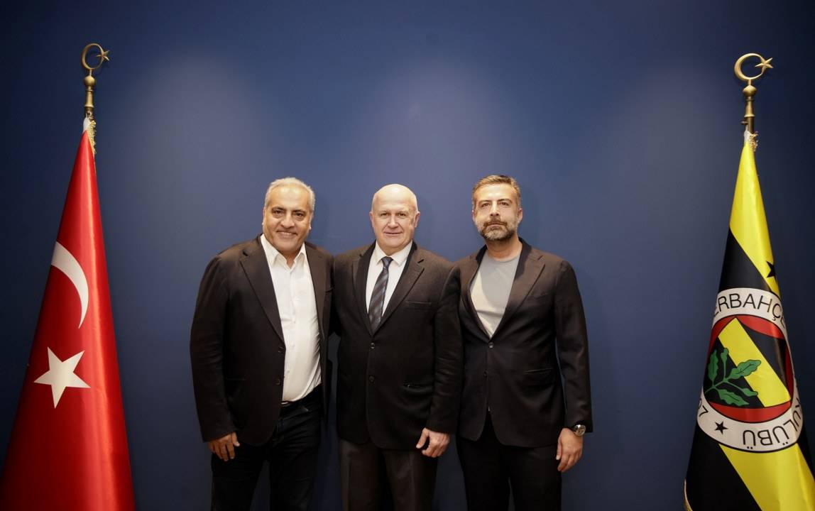 Şenol Çorlu kimdir?