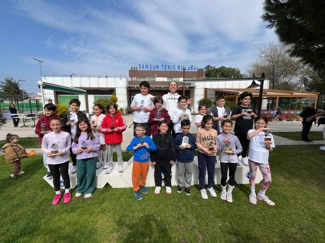 Samsun Tenis Kulübü'den şampiyonluklara ambargo koydu