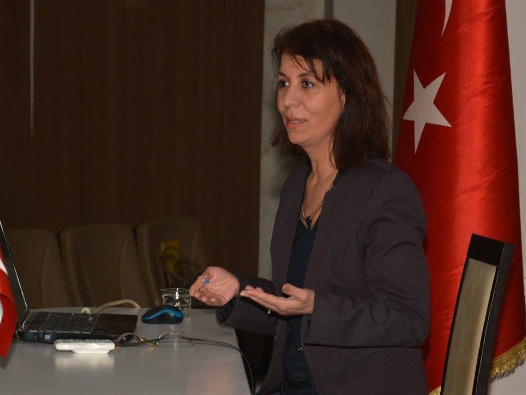 Profesörden uyarı! Çocuğun öfkesini yönetmeyi öğrendiği ilk yer ailedir