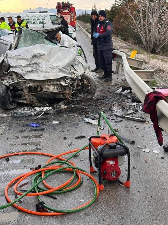 Ankara'da feci kaza! 4 kişi öldü