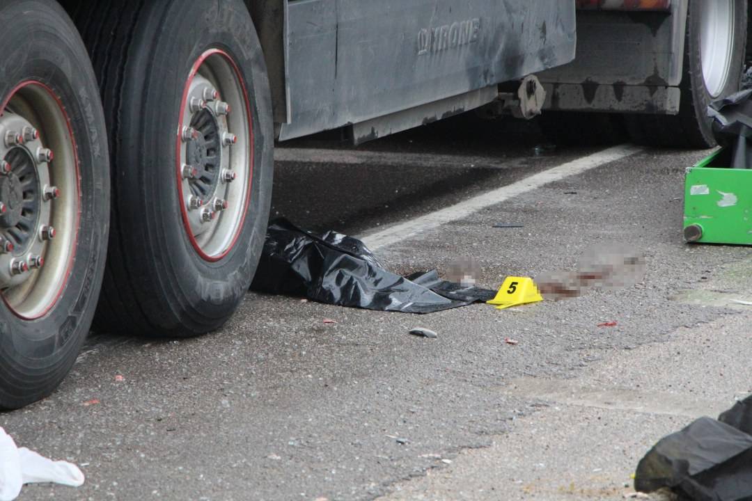 Cenaze dönüşü otomobilden fırlayan bebek hayatını kaybetti