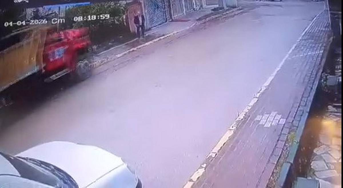 Freni boşalan kamyon dehşeti yaşattı! Yaşlı adam feci şekilde öldü