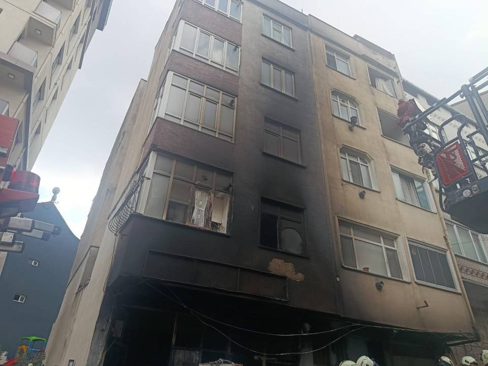 Hurdacıda çıkan yangın korkuttu