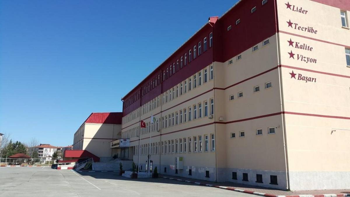 Samsun Bafra Anadolu Lisesi’nde velilerinden çocuklarını okula yollamama kararı