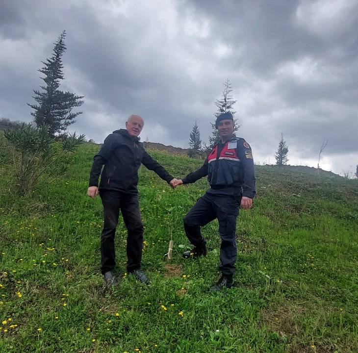 Samsun'da Mehmetçik Hatıra Ormanı’nda fidanlar toprakla buluştu