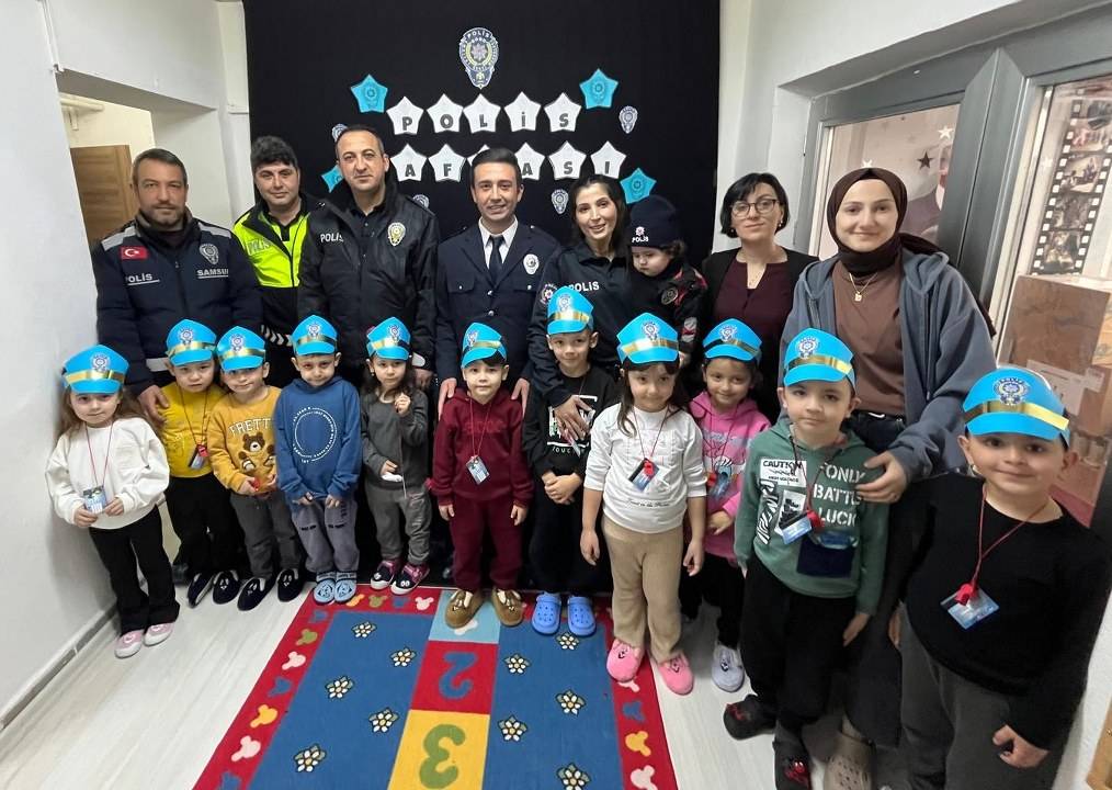 Samsun'da minikler polis oldu