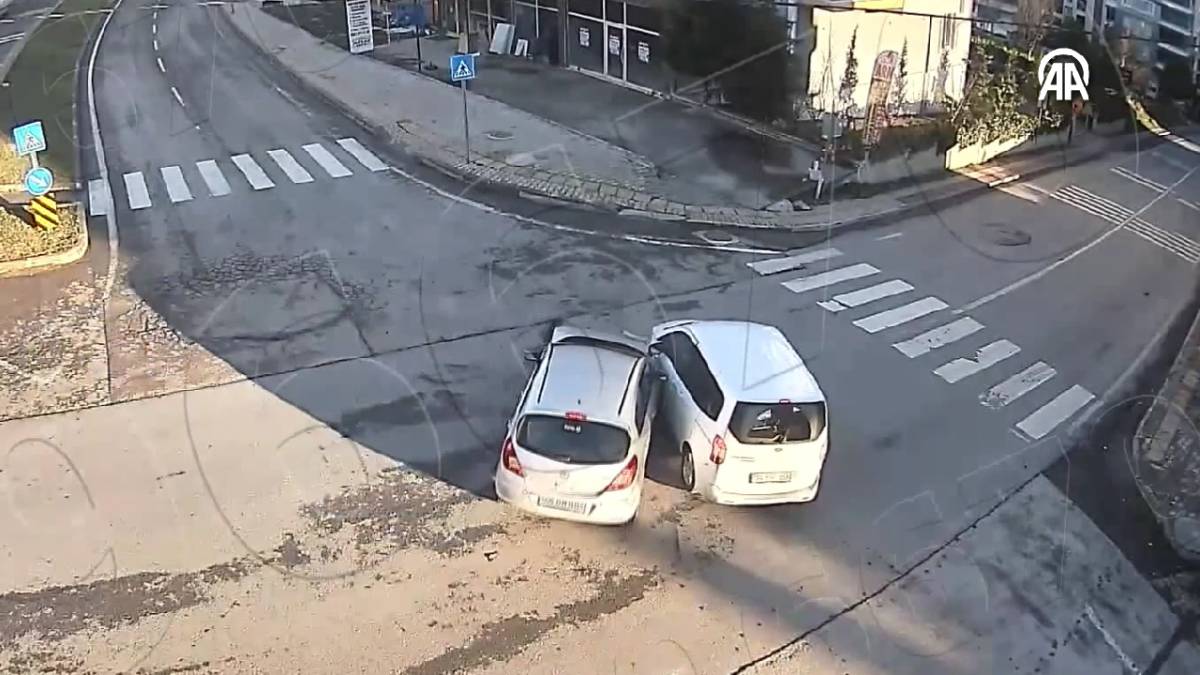 Samsun'da trafik kazaları KGYS kameralarında