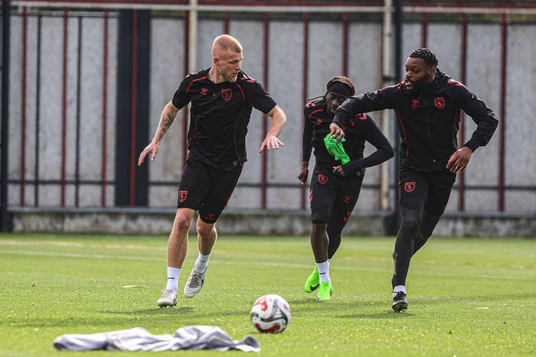 Samsunspor, Konyaspor’u mağlup ederek hem 21 yıllık galibiyet hasretine son vermek istiyor