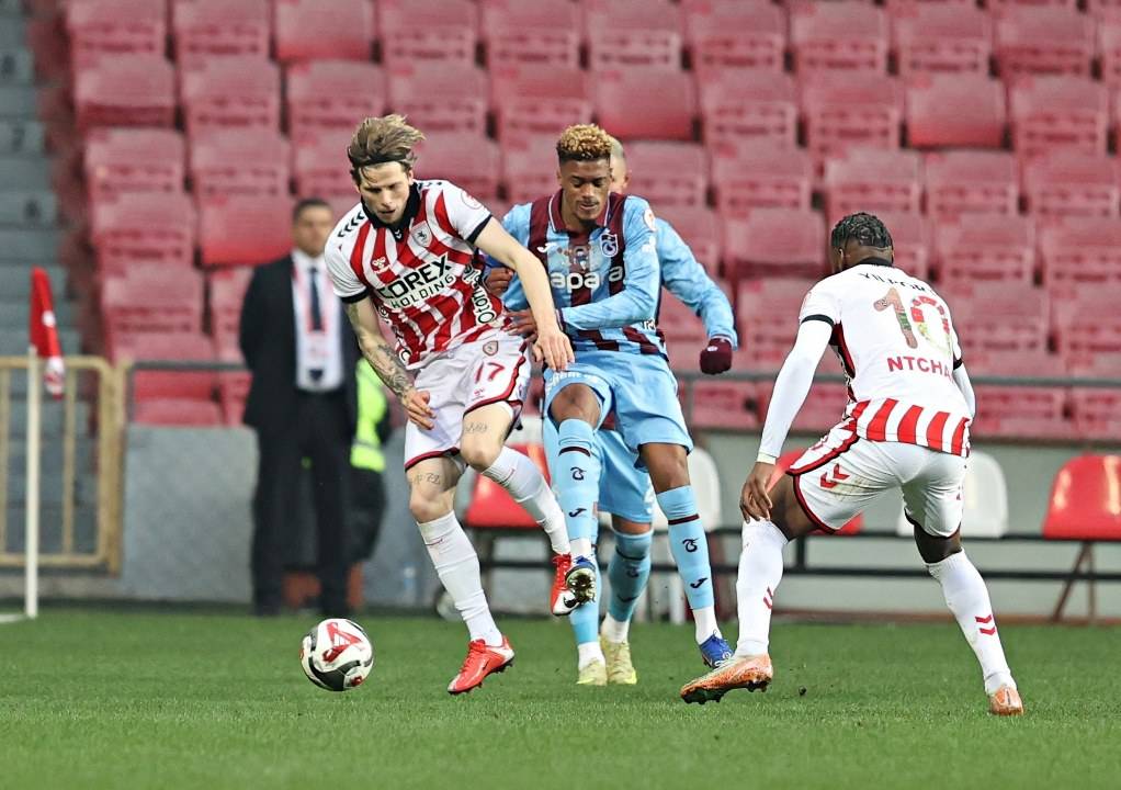 Samsunspor penaltılarla Türkiye Kupası'na veda etti