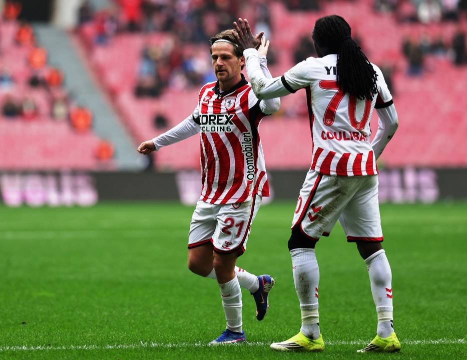 Samsunspor'un Çaykur Rizespor maçındaki ilk 11'i açıklandı