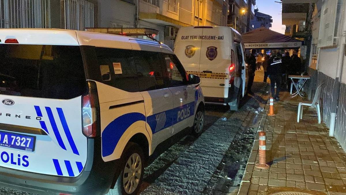 Temizlikçi kadın cam silerken 5. kattan düştü