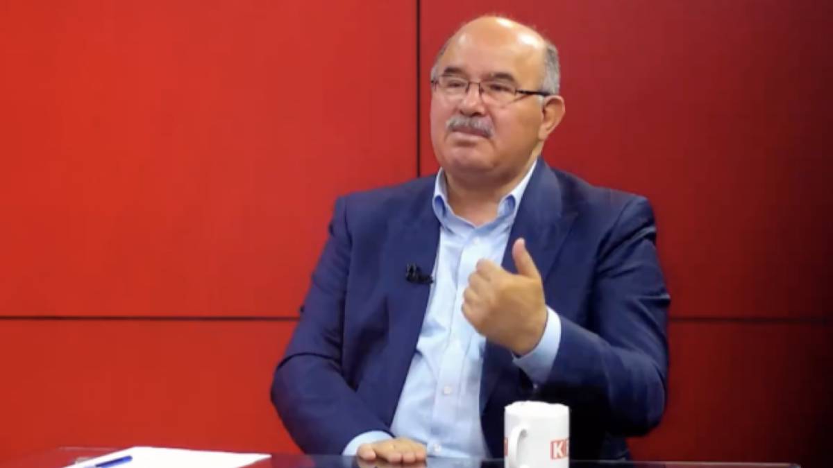 Hüseyin Çelik’ten dikkat çeken çıkış: Türk tipi başkanlık sistemi felaket oldu