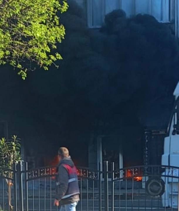 Oto aksesuar dükkanında patlama!