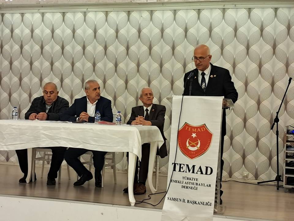 Samsun'da emekli astsubaylar yeniden Tanju Arat dedi