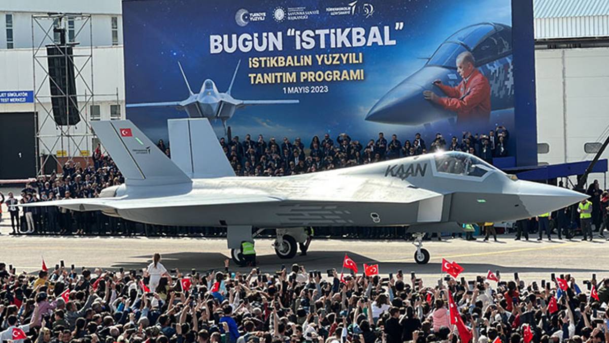 Tusaş KAAN için imzalar atıldı
