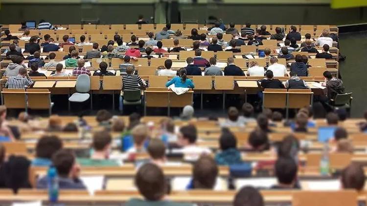 Üniversitelilere müjde! Düşük not aldığını düşünen dava açabilir