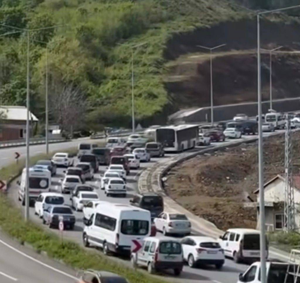 Yeni yapılan Samsun Şehir Hastanesi trafiğin en yoğun olduğu bölge oldu